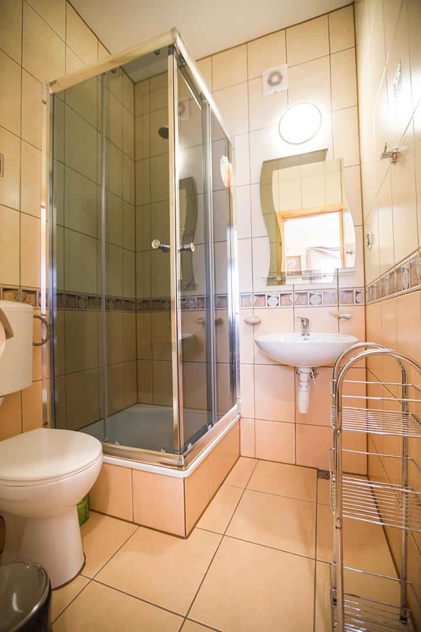 U Pipisia Apartment เบียลกาตัทร์ชันสกา ภายนอก รูปภาพ